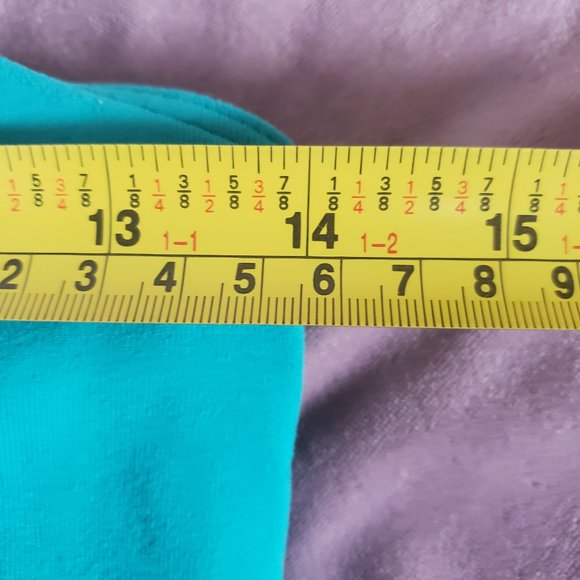 Lululemon Teal Tank Top Zipper Pocket - Picture 6 of 7